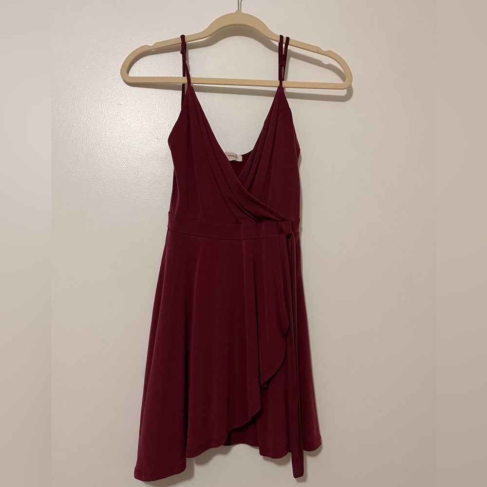 Flowy faded maroon minidress